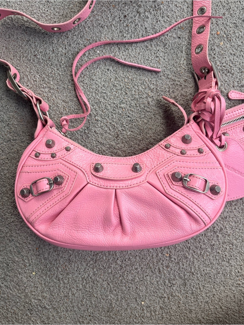 Balenciaga Le Cagole XS Shoulder Bag - Picture 10 of 13